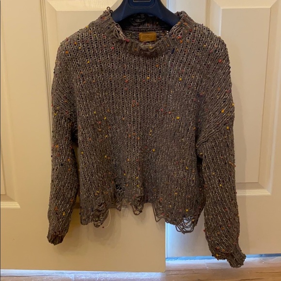 Sweater - Picture 1 of 6